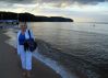 spacer brzegiem  morza Sopot