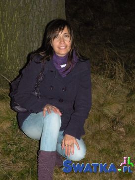 Nocny spacerek po lesie